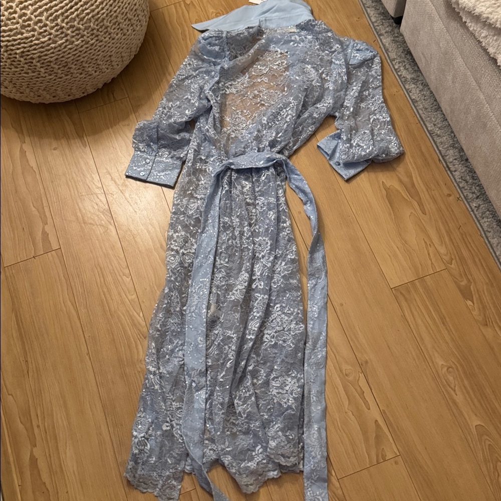L'AGENCE KAIYA 3/4 SLEEVE LACE DRESS BLUE FOG - Picture 5 of 5